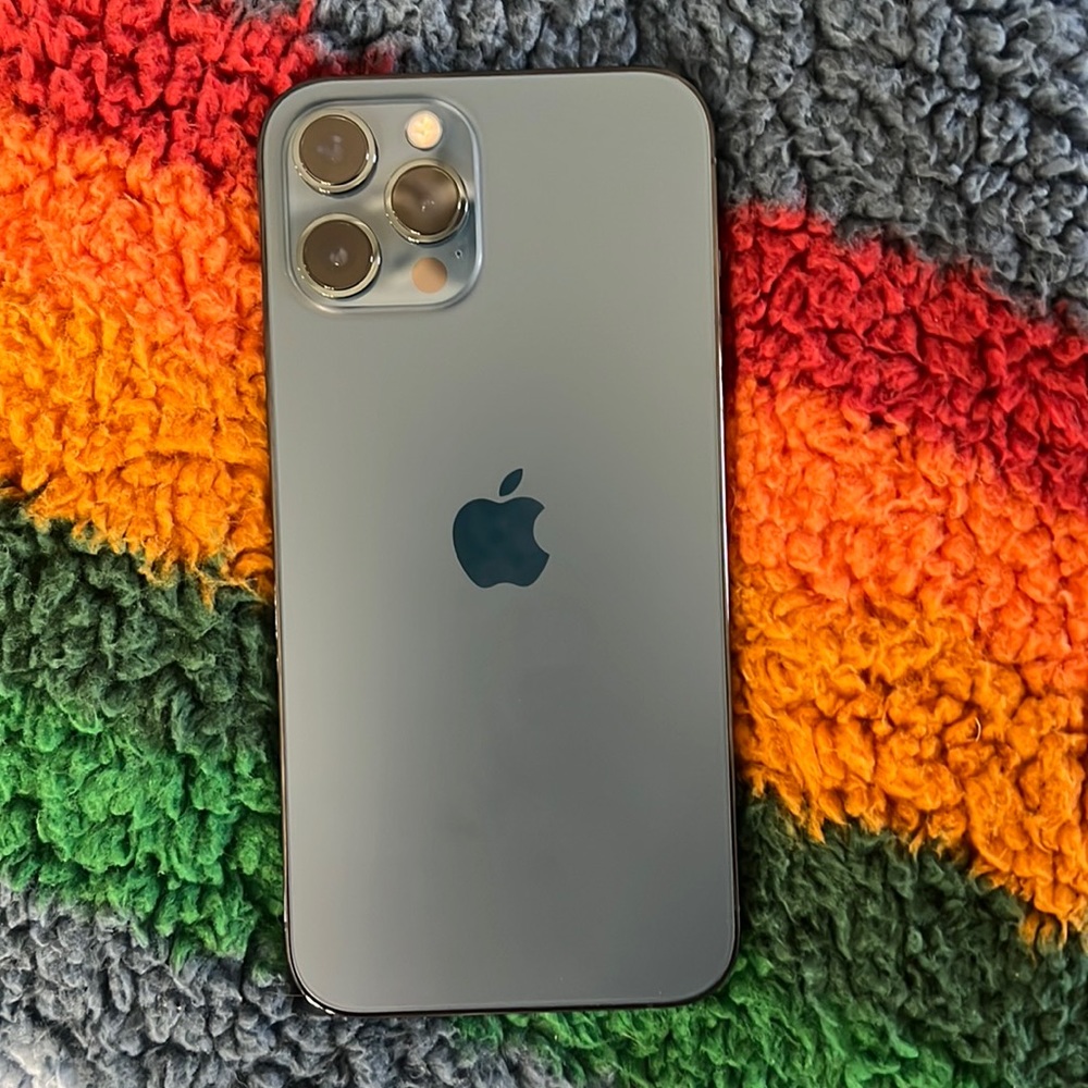 iPhone 12 Pro Max-unlocked